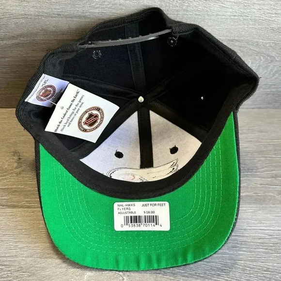 Philadelphia Flyers NHL Snapback Hat NWT Youth Size - Picture 5 of 6